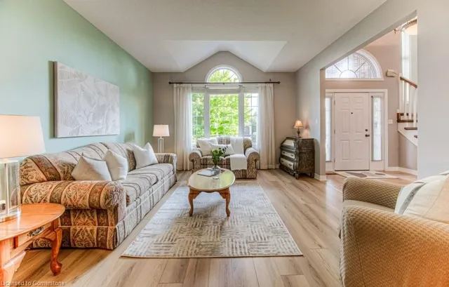 Additional image 9 of 55 Wagon St