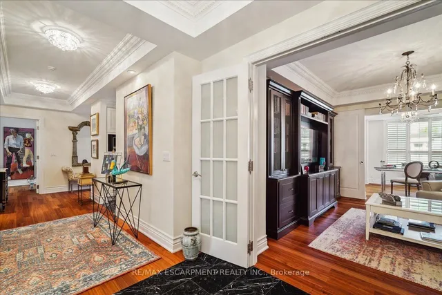 Additional image 9 of 68 Yorkville Ave Unit 304