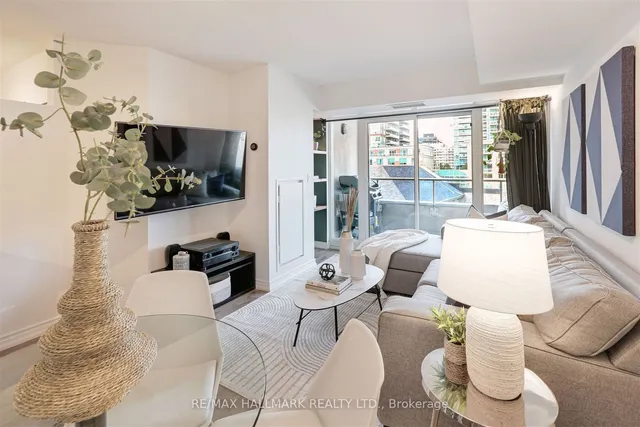 Additional image 15 of 65 East Liberty St Unit 613