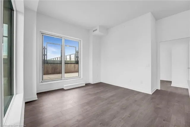 Additional image 16 of 55 Duke St Unit 502