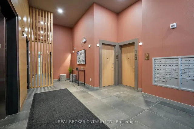 Additional image 33 of 51 David St Unit 207