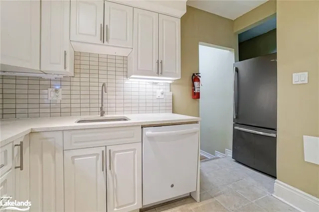 Additional image 7 of 214 Gerrard St