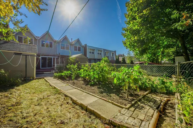 Additional image 35 of 92 CHARLES BEST Pl