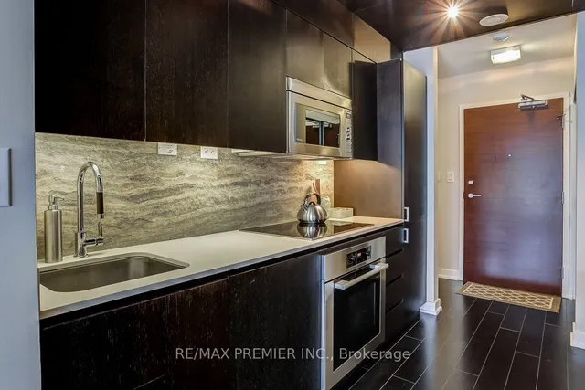 Additional image 8 of 10 Capreol Crt Unit 301