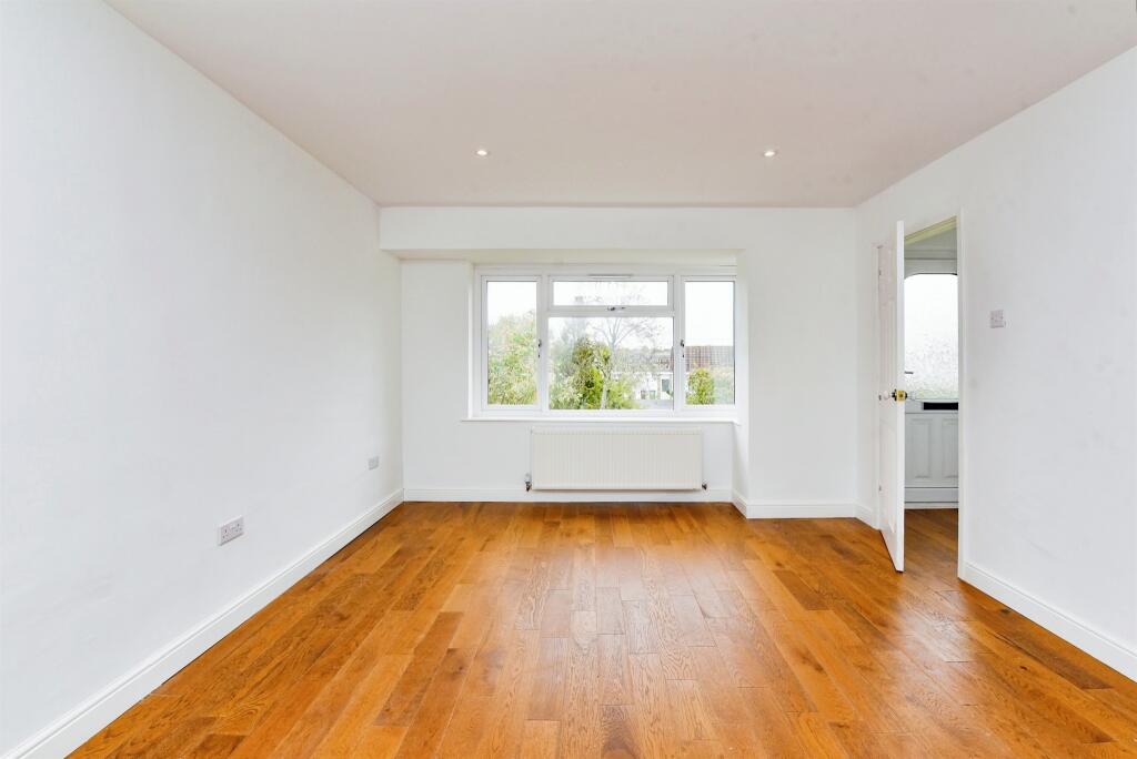 Additional image 2 of Styles Close, Frome