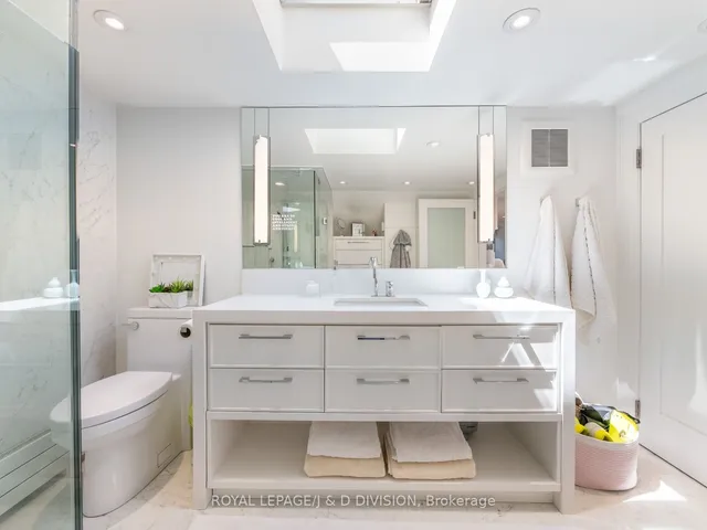 Additional image 30 of 149 Dinnick Cres