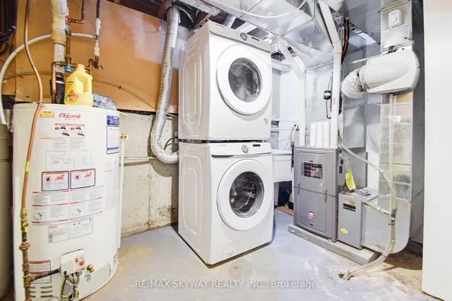 Additional image 38 of 445 Pioneer Dr Unit 5