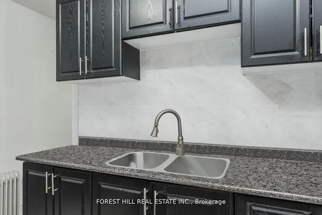Additional image 32 of 1046 Dovercourt Rd