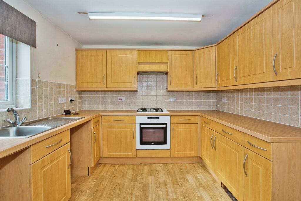 Additional image 11 of Merevale Way, Yeovil