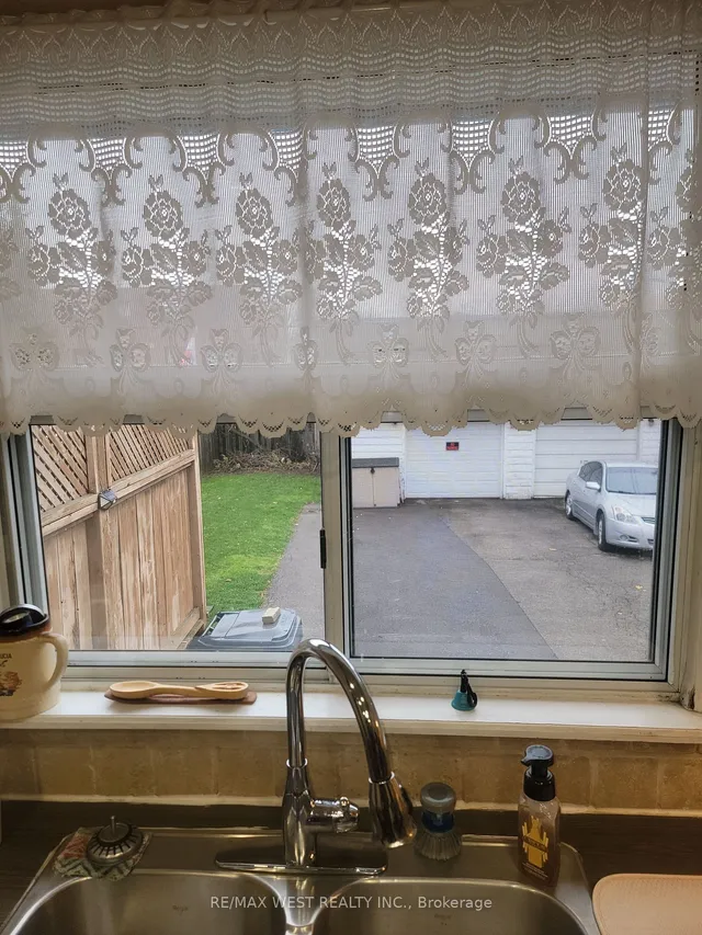 Additional image 9 of 59 Fairfield Ave