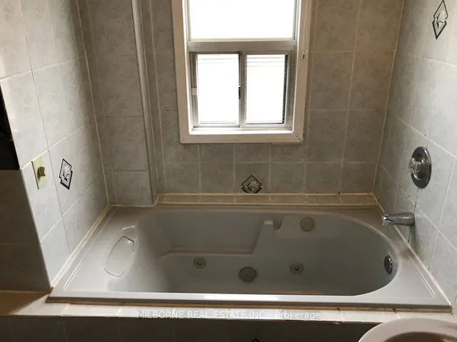 Additional image 10 of 123 Perth Ave