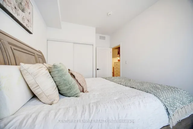 Additional image 18 of 20 Palace St Unit E3