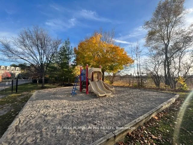 Primary image of 65 George Appleton Way Unit 2081