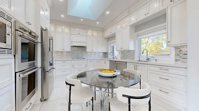 Additional image 15 of 42 Evanston Dr