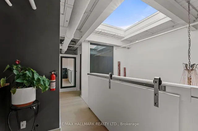 Additional image 24 of 1173 Dundas St Unit 226