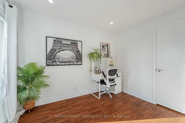 Additional image 24 of 5 Richgrove Dr Unit 212