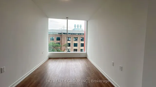 Additional image 5 of 203 College St Unit 404