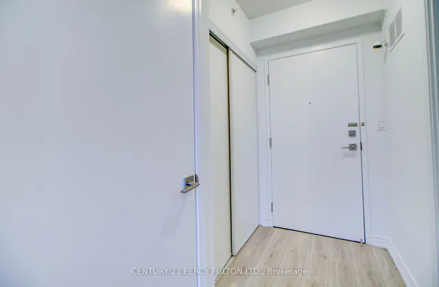 Additional image 6 of 1 Falaise Rd Unit 501