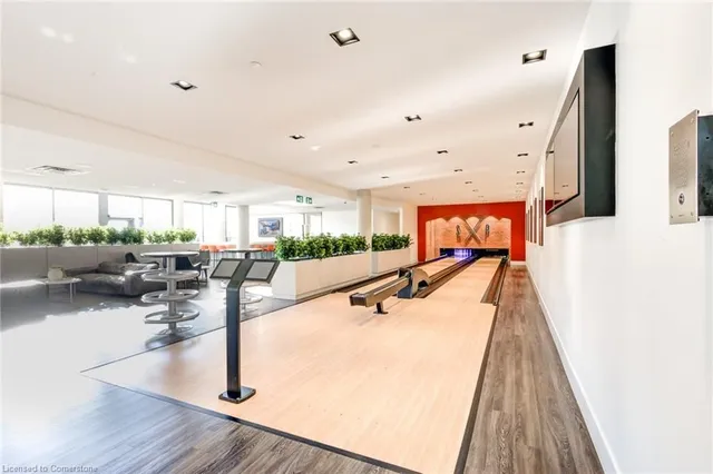 Additional image 17 of 15 Wellington St Unit 303