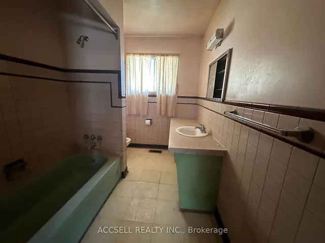 Additional image 7 of 227 Dixon St