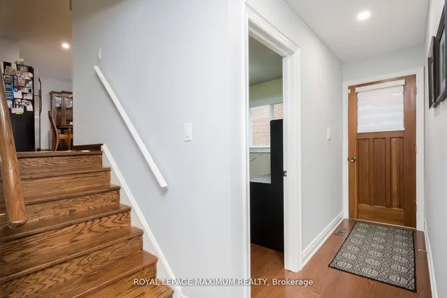 Additional image 20 of 44 Flagstick Crt