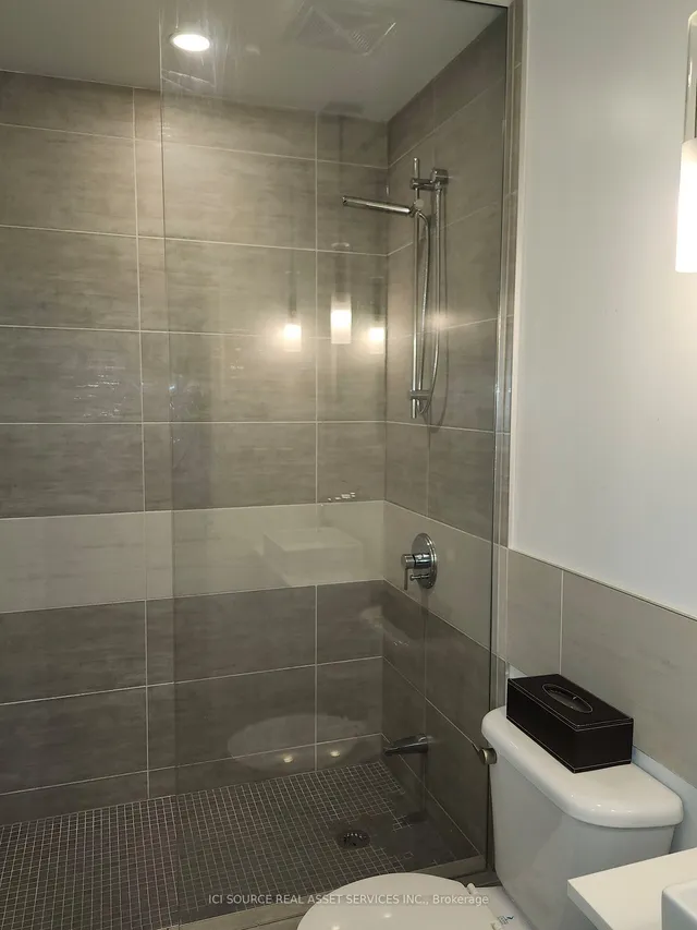 Additional image 9 of 8 Charlotte St Unit 507