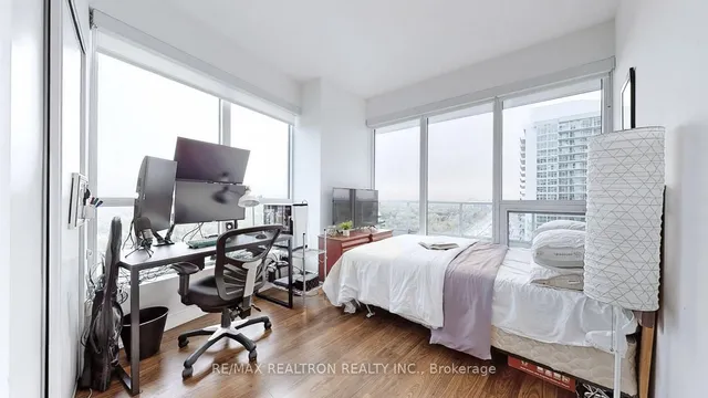 Additional image 15 of 115 Mcmahon Dr Unit 2711