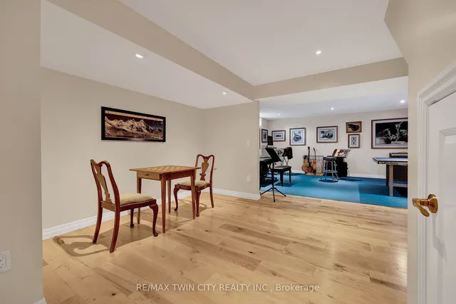 Additional image 28 of 7 Huntley Cres