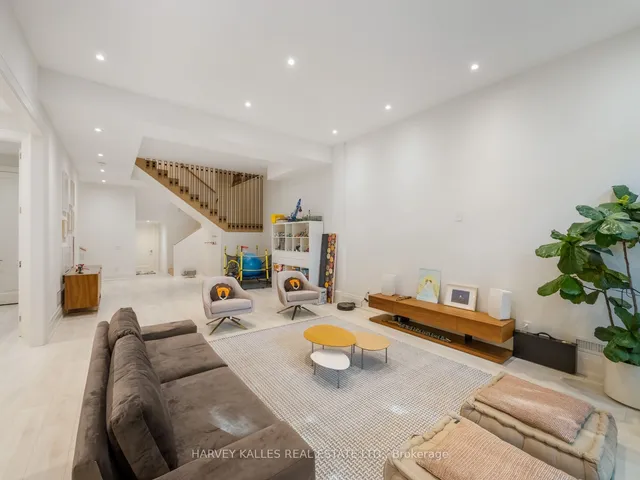 Additional image 29 of 419 Glengrove Ave