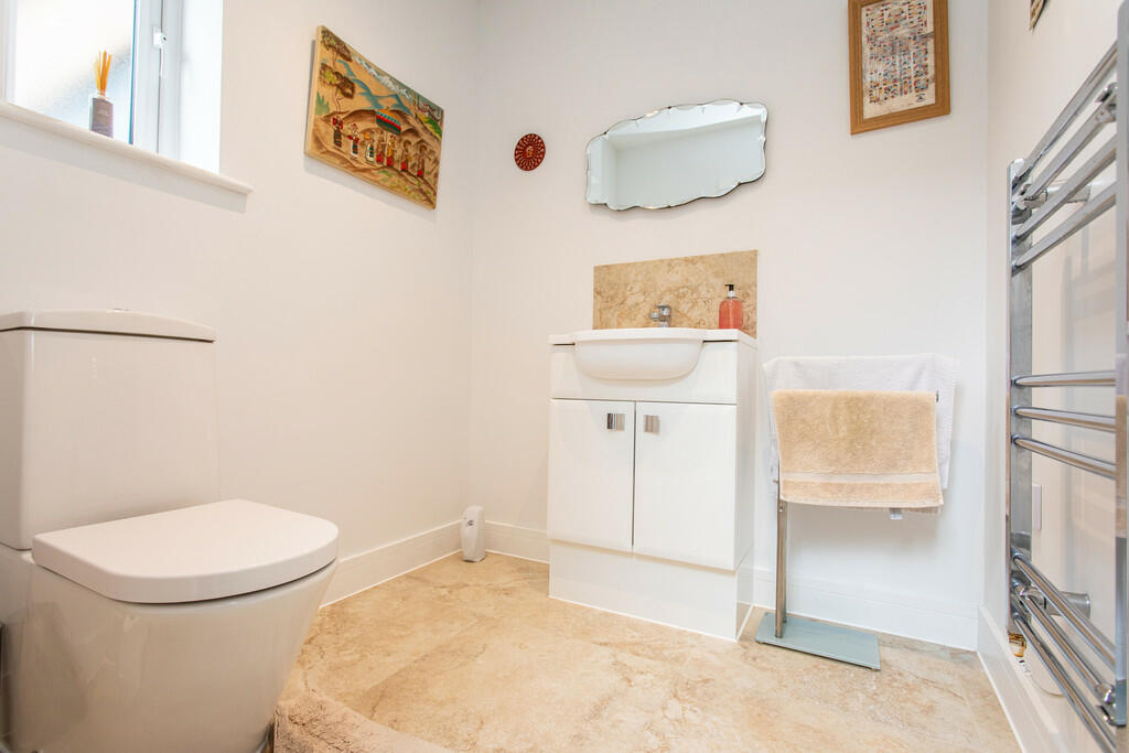 Additional image 10 of The Halve, Warminster