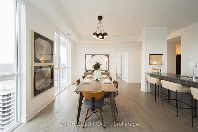 Additional image 10 of 609 Avenue Rd Unit 1903