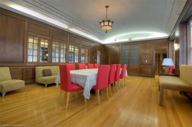 Additional image 26 of 404 King St Unit 306