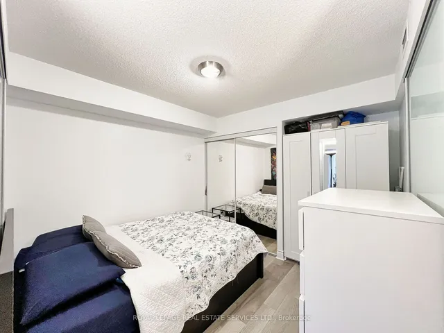 Additional image 16 of 28 Ted Rogers Way Unit 808