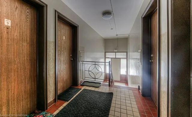 Additional image 26 of 15 Floral Cres