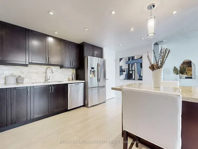 Additional image 12 of 33 Harbour Sq Unit 3004