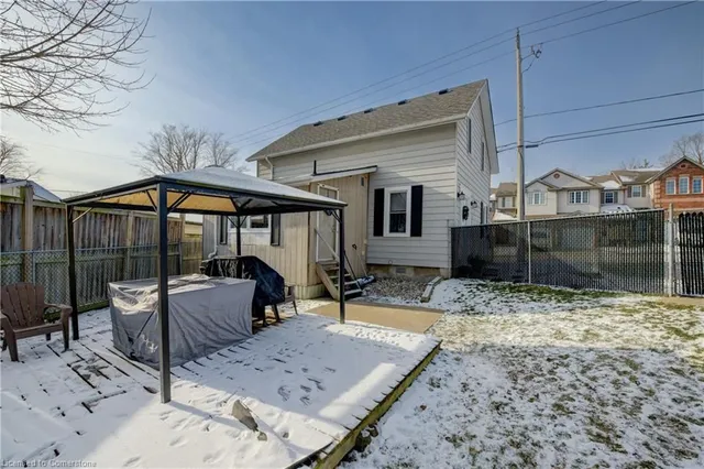 Additional image 23 of 64 Woolwich St