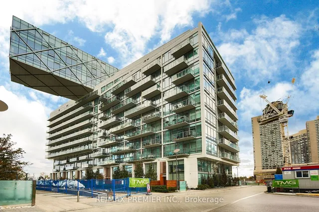 29 Queens Quay Unit 421