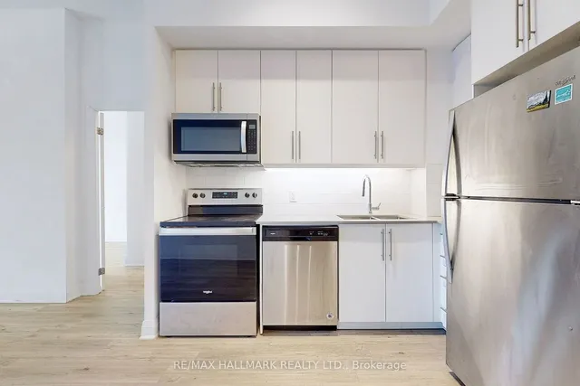 Additional image 9 of 3220 Sheppard Ave Unit 421