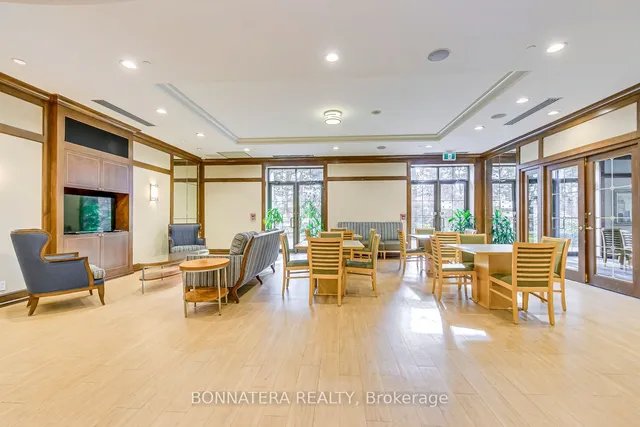 Additional image 29 of 80 Harrison Garden Blvd Unit 2428