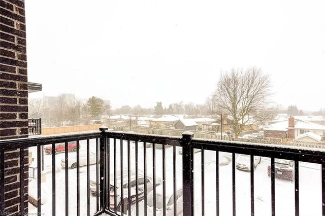 Additional image 6 of 600 Victoria St Unit 23