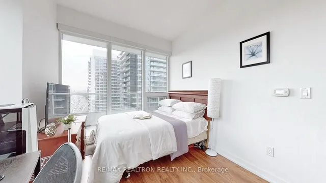 Additional image 14 of 115 Mcmahon Dr Unit 2711