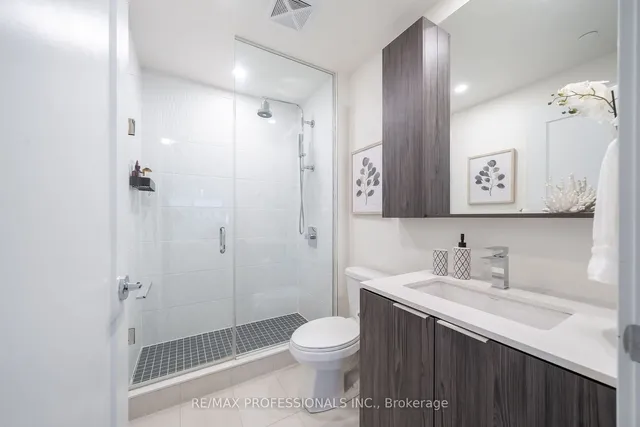 Additional image 12 of 65 Annie Craig Dr Unit 607