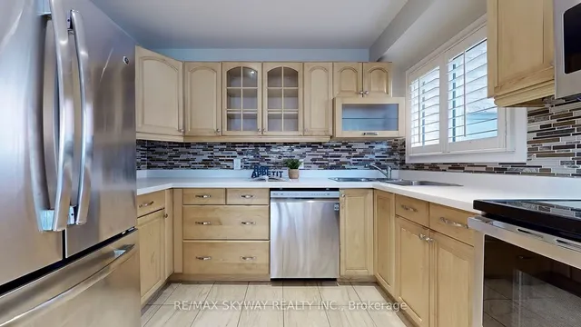 Additional image 6 of 38 Winter Gardens Tr