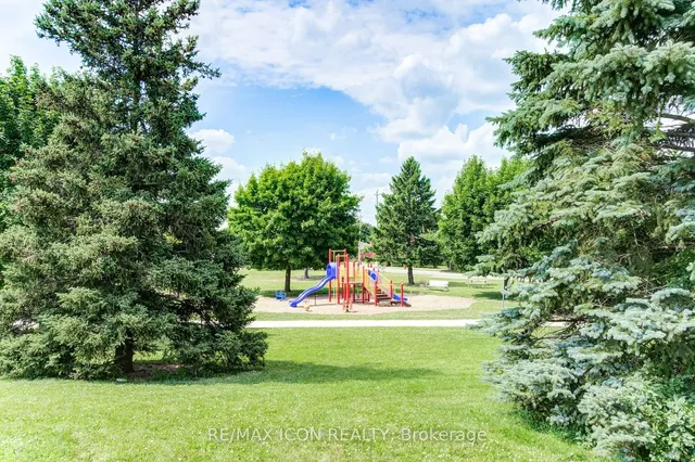 Additional image 22 of 565 Greenfield Ave Unit 601