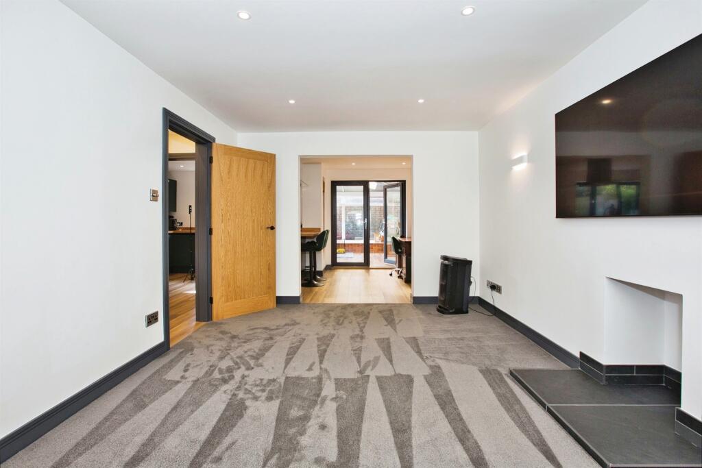 Additional image 4 of Shelley Close, Yeovil