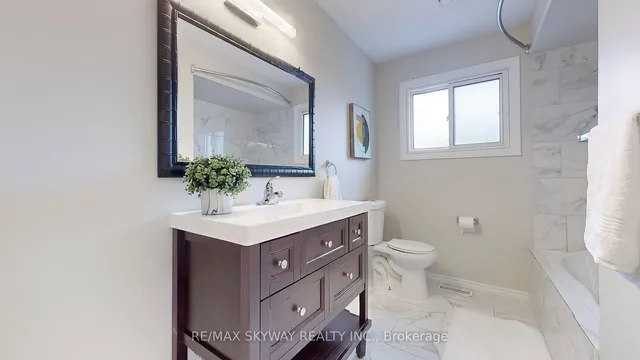 Additional image 24 of 38 Winter Gardens Tr