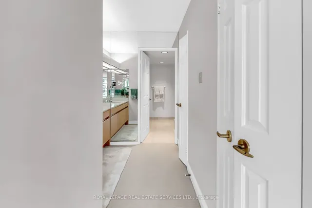 Additional image 34 of 130 Carlton St Unit 603