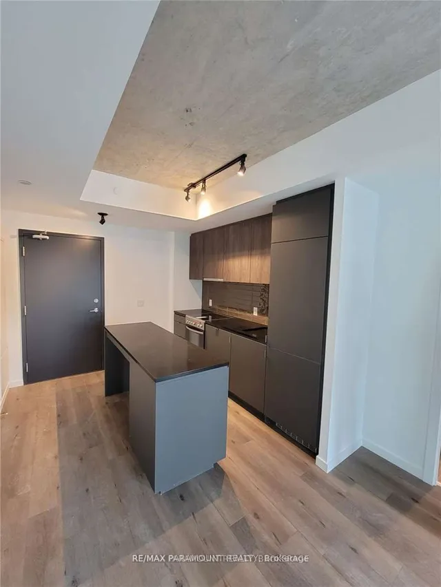 Additional image 2 of 7 Smith Cres Unit 327