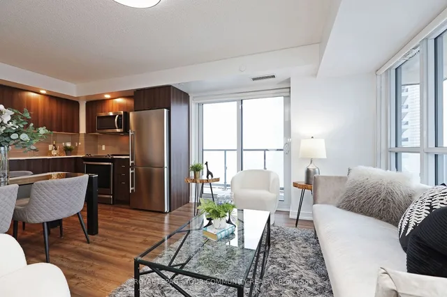 Additional image 13 of 225 Village Green Sq Unit 607