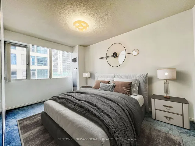 Additional image 6 of 555 Yonge St Unit 406